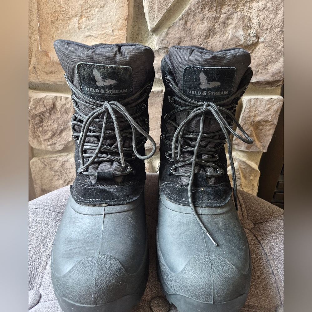 NWOT Field & Stream Black Insulated/Waterproof Pac Boots